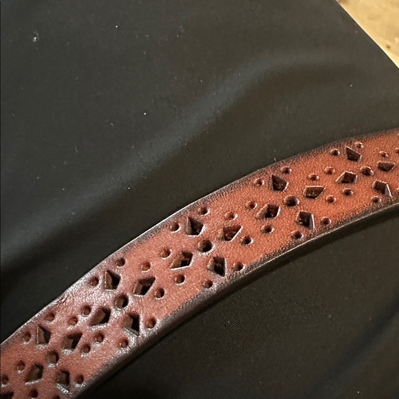 Brown Genuine Leather Laser Cutout Belt Womens M Single Prong Buckle Boho Retro - Picture 3 of 7